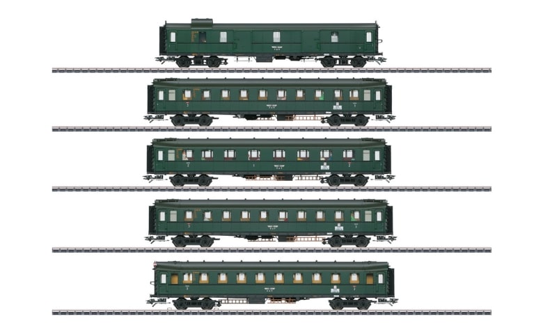 Märklin Express Train Passenger Car Set Hechtwagen